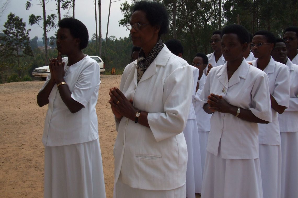 L’Institut « Famille des Disciples du Christ » sur les pas de son fondateur  Mgr Bududira